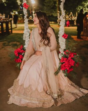 Rabab Hashim Instagram - ✨✨✨

👗 @mahawajahatofficial 
📸 @mahasphotographyofficial 
💄 @faizas.salon 
#RababHashim