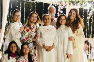 Rabya Kulsoom Instagram - - My legit clan ♥️💫
.
.
@abdul.saqibfilms