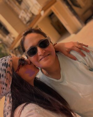 Rachana Mistry Instagram - Forever!🌈
.
.
.
.
.
#FAMILY♥️
#sibling🤜🏻🤛🏻
#BLESSED🙏🏻🧿