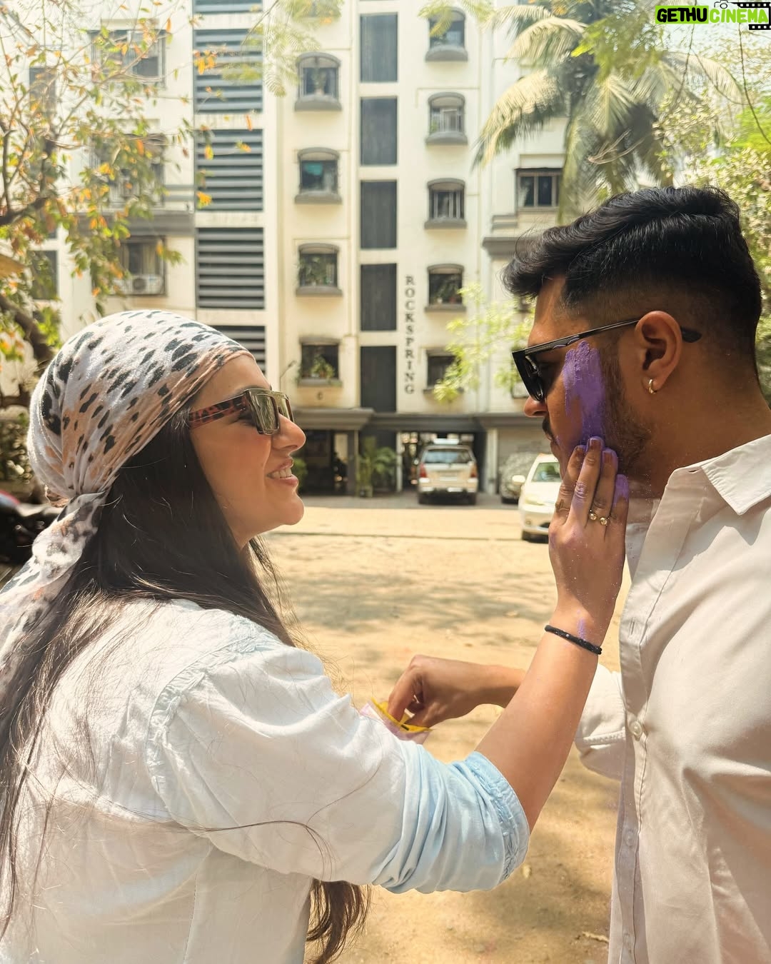 Rachana Mistry - 8.6K Likes - Holi 2025!🎨
.
.
.
.
♥️🖤🧿
#BLESSED🙏🏻🧿