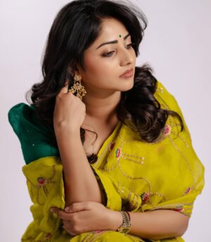 Rachita Ram Instagram - ✨ 

Wearing @raw_mango  Jewellery @arnav_jewellery  Styling  @varshini_janakiram  Makeup by  @keerthiram28  Hair by @makeover_by_praveen  photography @storiesby.rg