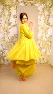 Actress Raiza Wilson HD Photos and Wallpapers March 2025