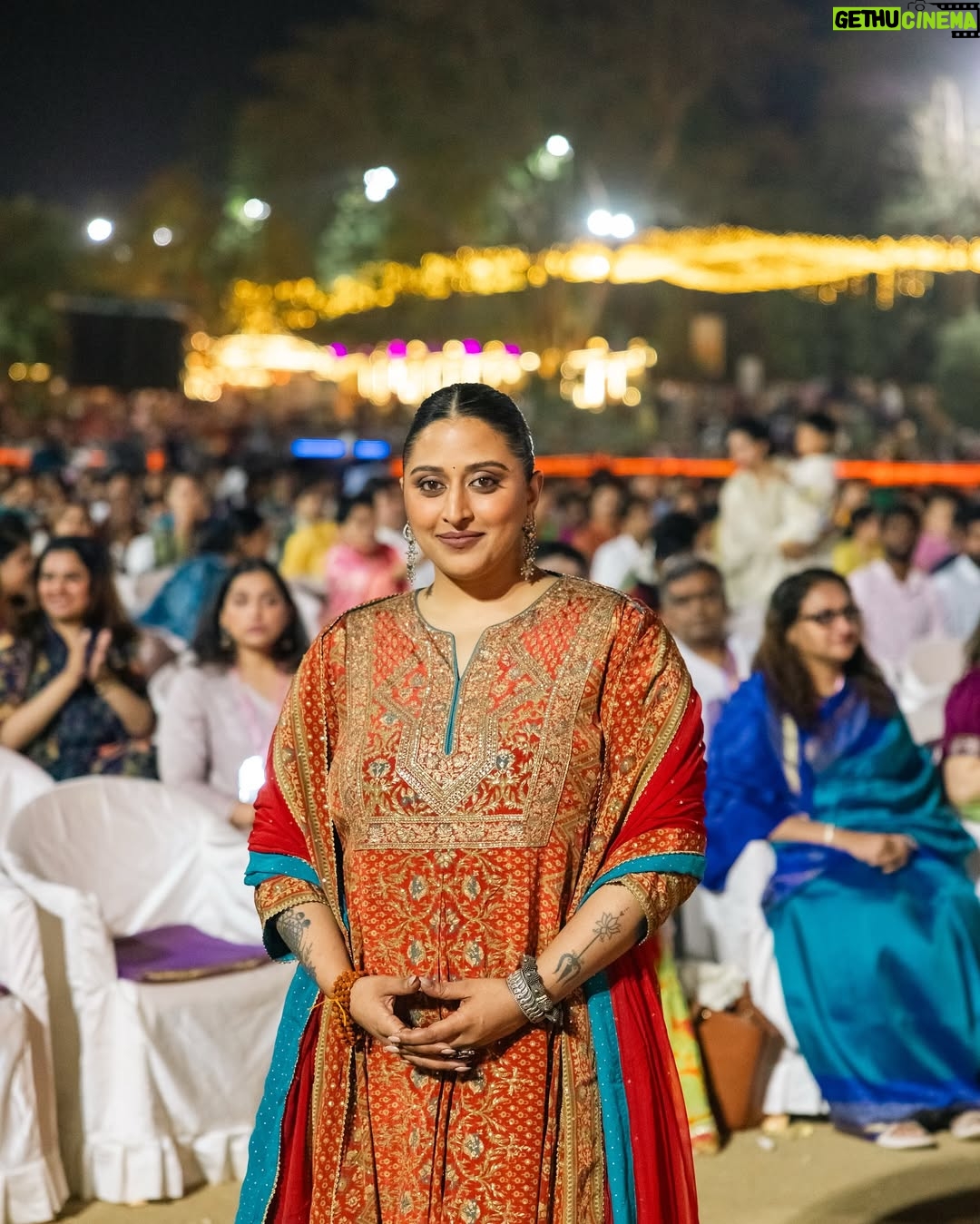 Raja Kumari - 48.3K Likes - Couldn’t have planned a better release for Kashi to Kailash 🔱 Thank you @gurudev @artofliving and @siddhantbhatia for inviting me to perform for Maha Shivaratri. It was an unforgettable night ❤️
Wearing @ritukumarhq @labelritukumar @neh0320
Jewelry @sangeetaboochra
Styled by @tryagaintoobad @styled_by_meera
Glam by @riyasheth.makeuphair
Shot by @amalabrahamshaji_
Thank you to @wfacofficial @srivinow @abbishekrmehrra for everything!