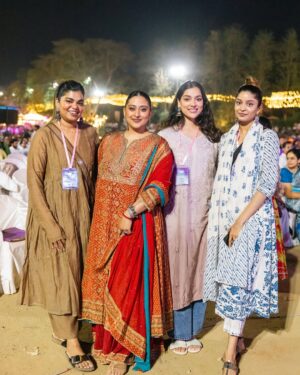 Raja Kumari Instagram - Couldn’t have planned a better release for Kashi to Kailash 🔱 Thank you @gurudev @artofliving and @siddhantbhatia for inviting me to perform for Maha Shivaratri. It was an unforgettable night ❤️

Wearing @ritukumarhq @labelritukumar @neh0320 
Jewelry @sangeetaboochra 
Styled by @tryagaintoobad @styled_by_meera 
Glam by @riyasheth.makeuphair 
Shot by @amalabrahamshaji_ 

Thank you to @wfacofficial @srivinow @abbishekrmehrra for everything!
