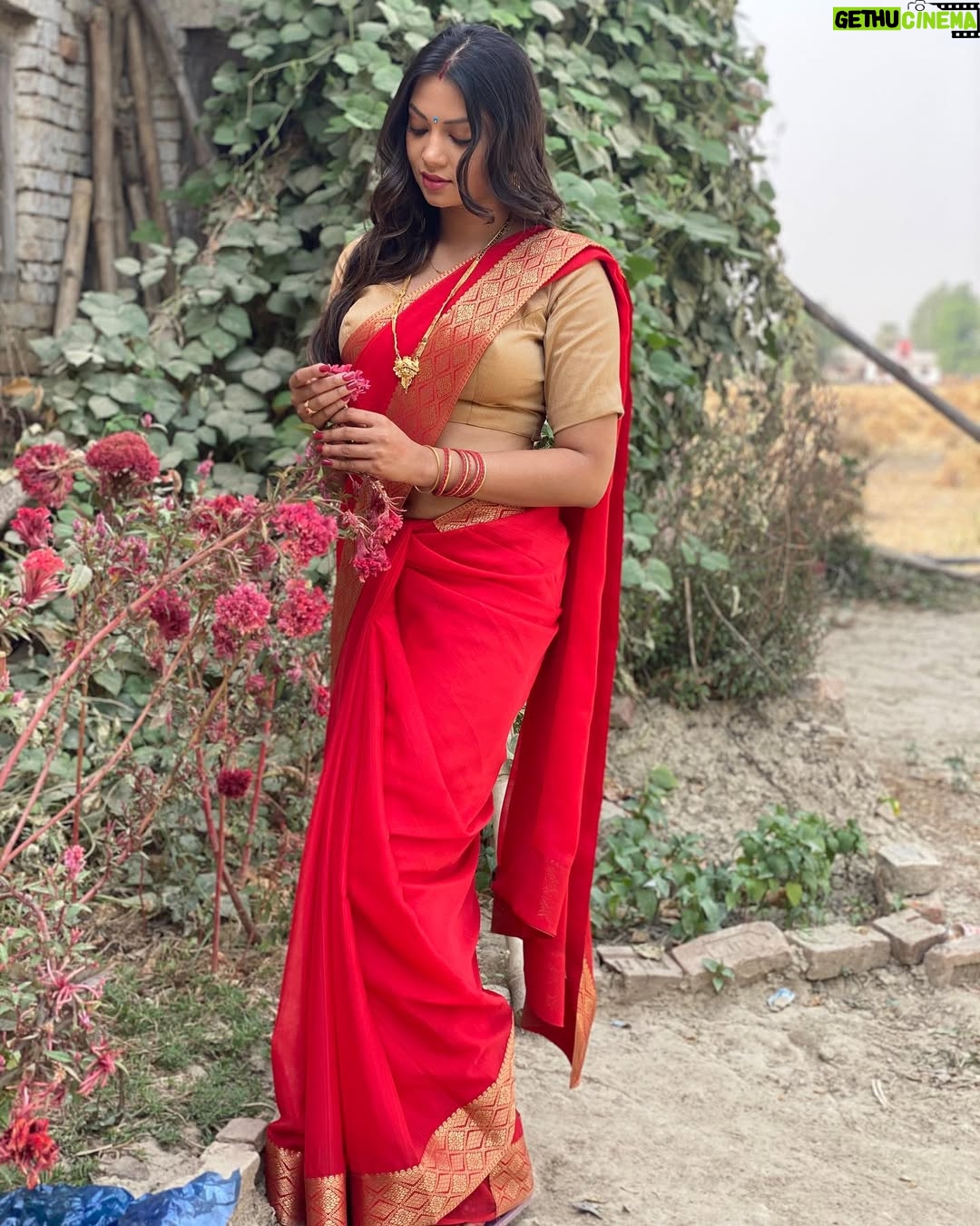 Raksha Gupta - 9.4K Likes - 🌸🌼
#rakshagupta #rakshaguptaofficial #raksharules #rakshafam #rakshalove #indiansaree #indianstyle #photo