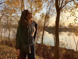 Rasha Al Taqi Instagram - ‏‎لا بُدَّ للبَهْجَةِ أنْ تَعودَ! ⁣
⁣⁣⁣
🍂🦉🍂⁣⁣⁣
⁣⁣⁣
٢٠٢٠ ١= ؟ 🤔⁣
⁣
#خليك_بالبيت