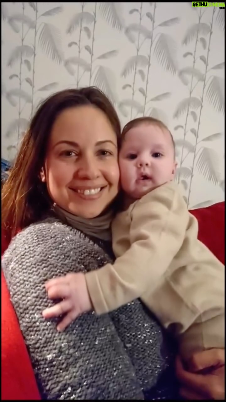 Raya Abirached - 47.2K Likes - Love of my Life & Life of my Heart
حياة قلبي و حب حياتي
She was so little here
#happymothersday 🩷🩷🩷🩷