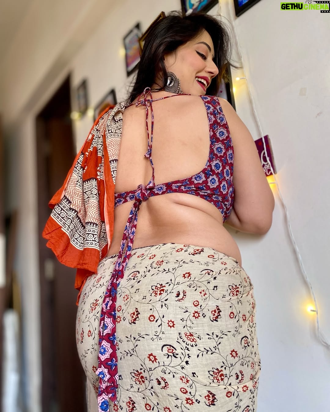Reema Vohra - 17.4K Likes - Uh Uh 😛
.
.
.
.
.
.
.
.
.
.
.
.
.
.
.
.
.
.
.
.
.
.
.
.
.
.
.
.
.
.
.
.
.
.
.
.
.
.
#fyp #sareelove #saree #sareeoftheday #bongbeauties #bong #sareeswag #desi #explore #mallu #kuwaitinstagram #dubai
.
.
.
.
.
.
.
.
.
.
.
.
.
.
.
.
.
.
.
.
.
.
.
.
.
.
.
.
.
.
.
.
.
.
.
.
.
.