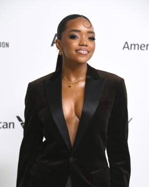 Regan Aliyah Instagram - a night so close to my heart ♥️ #EJAFOscars (@ejaf) in @dsquared2   @shaonewyork 

styling: @stylebycameoadele 
makeup: @88manuel88 
hair: @jeelannaleem

fighting, protecting and advocating for everyone in our community is so important and needed rn. that most definitely includes our fight to end the aids epidemic (reminding yall that stigma kills. everyone deserves health safety without fear) thank you @ejaf for allowing me be there to support something that truly matters.