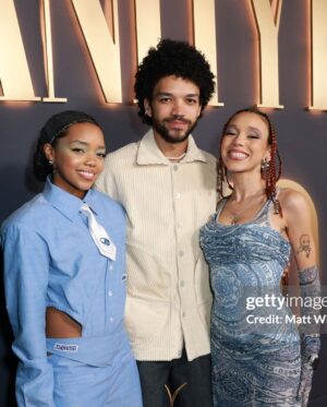 Regan Aliyah Instagram - @vanityfair young hollywood in @maisonjsimone