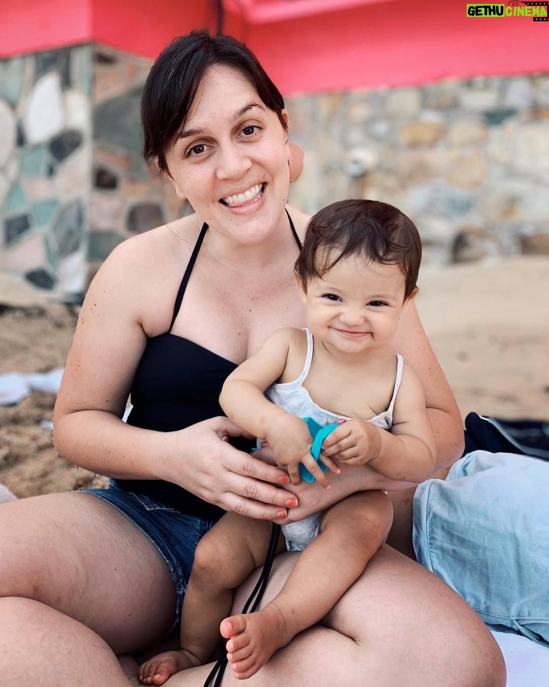 Regina Reynoso - 5.4K Likes - being a single mom is easier when you’re surrounded by great people ;)