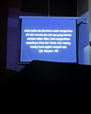 Revalina S. Temat Instagram - Konser 2 Nabi Yaqub AS
Maa syaa Allah akang,tetep semangat walaupun lagi demam dan badan ngilu2. Walaupun mata merah, tapi pas dance ngga keliatan lagi sakit. Hampir ngga ikut konser krn ngga enak badan. Tapi ternyata bisa ya nak, great job akang. I'm so proud of you ❤️❤️