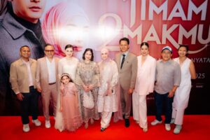 Revalina S. Temat Instagram - Hari yang ditunggu-tunggu akhirnya datang juga!🥰
Gala premiere 1 imam 2 makmum😍 siapa yang udah gak sabar nonton film ini?

Siap2 ntn di bioskop 16 Januari 2025 yaa. Makasiii ya yg udh selalu support aku

Make up @mcelly.makeupartist
Outfit @inforiamiranda
Hijab do @afifahssyhdh

@stematmanagement @sevisi.virtualassistant @1imam2makmum @base.id