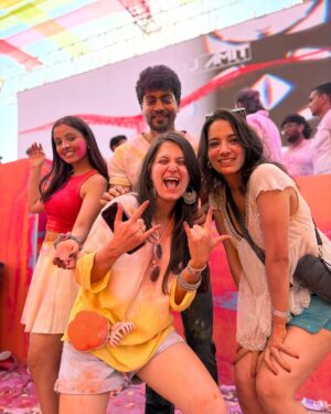 Revati Lele Instagram - Holi ‘25 🌈 

#holi #holi2025 #tajlandsend #mumbai #happyholi #mumbaiholi #ootd #holioutfit #outfitideas #fun #holiparty #holifestivalofcolours