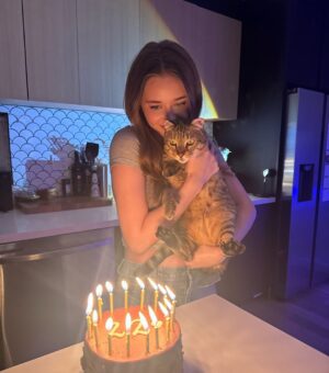 Reylynn Caster Instagram - what a beautiful birthday ⋆｡°✩