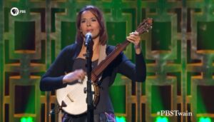 Actress Rhiannon Giddens HD Photos and Wallpapers February 2025