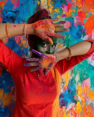 Richa Dixit Instagram - Happy Holi 🎨