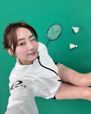 Riko Xi Instagram - 原來快樂這麼簡單（請看第二個影片 
請多運動！！🥹🤍✨✨✨
一小段時間沒打就退步 怎麼回事🙂
迎接開工要有好身材
先燃燒脂肪∠( ﾟ▽ﾟ)／☆