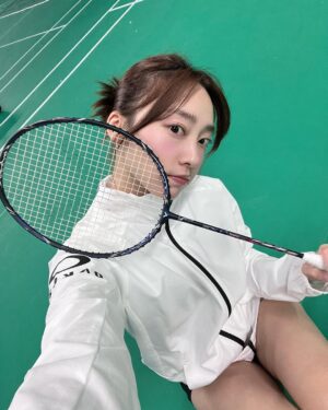 Riko Xi Instagram - 原來快樂這麼簡單（請看第二個影片 
請多運動！！🥹🤍✨✨✨
一小段時間沒打就退步 怎麼回事🙂
迎接開工要有好身材
先燃燒脂肪∠( ﾟ▽ﾟ)／☆
