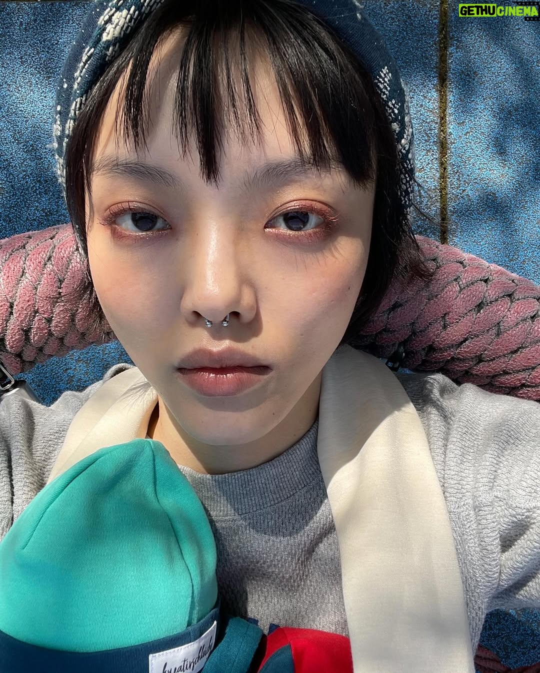 Rila Fukushima - 3 Likes - About @mermaidhair #Electricchild #film
①Me and Eri first met back when I lived in new york years ago, when she was still a fashion student. after so long, we were finally able to work together for #Electricchild .
Here we are at her show in tokyo 2023.
②Me&Eri
③her artwork supported me to better play akiko’s role in the film.
④🩷
⑤ sightseeing in Germany.
⑥🥺✨
⑦☺️
⑧hinata bocco. ☀️In Switzerland.
⑨phone with Eri. NY↔️Tokyo
#Electricchild #2022 #switzerland #germany