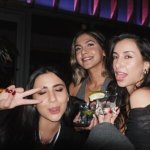 Riley Voelkel Instagram - Moonlight, girls night ✨✨✨