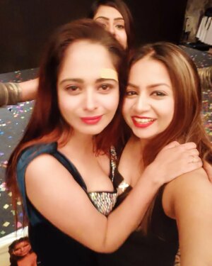 Ritu Rai Instagram - A Crazy Evening 🤪✨✨
#actors #actorslife #party #masti #friends #mumbai