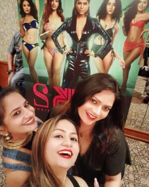 Ritu Rai Instagram - A Crazy Evening 🤪✨✨
#actors #actorslife #party #masti #friends #mumbai