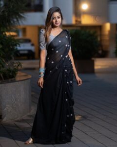 Actress Riya Vishwanathan HD Photos and Wallpapers February 2025