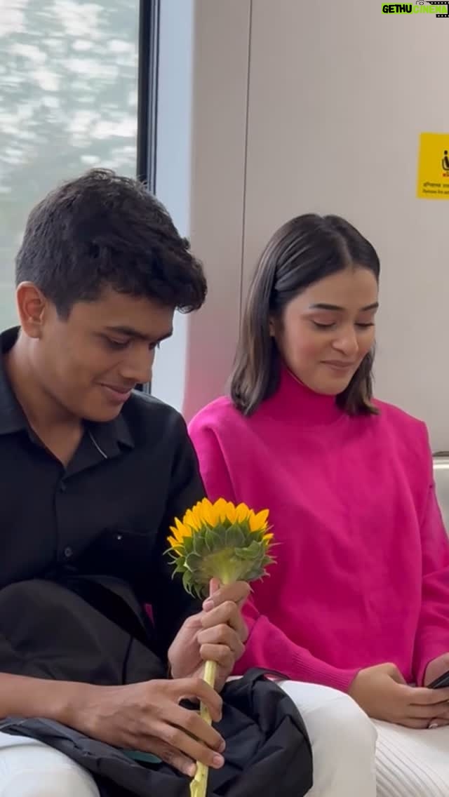 Rj Mahvash - 6.1 Million Likes - Men are simple🥹🫶🏻
.
.
.
.
.
.
#prank #prankster #pranks #memes #funny #love #rjmahvash #trending #trend #viral #viralreels #viralvideos
