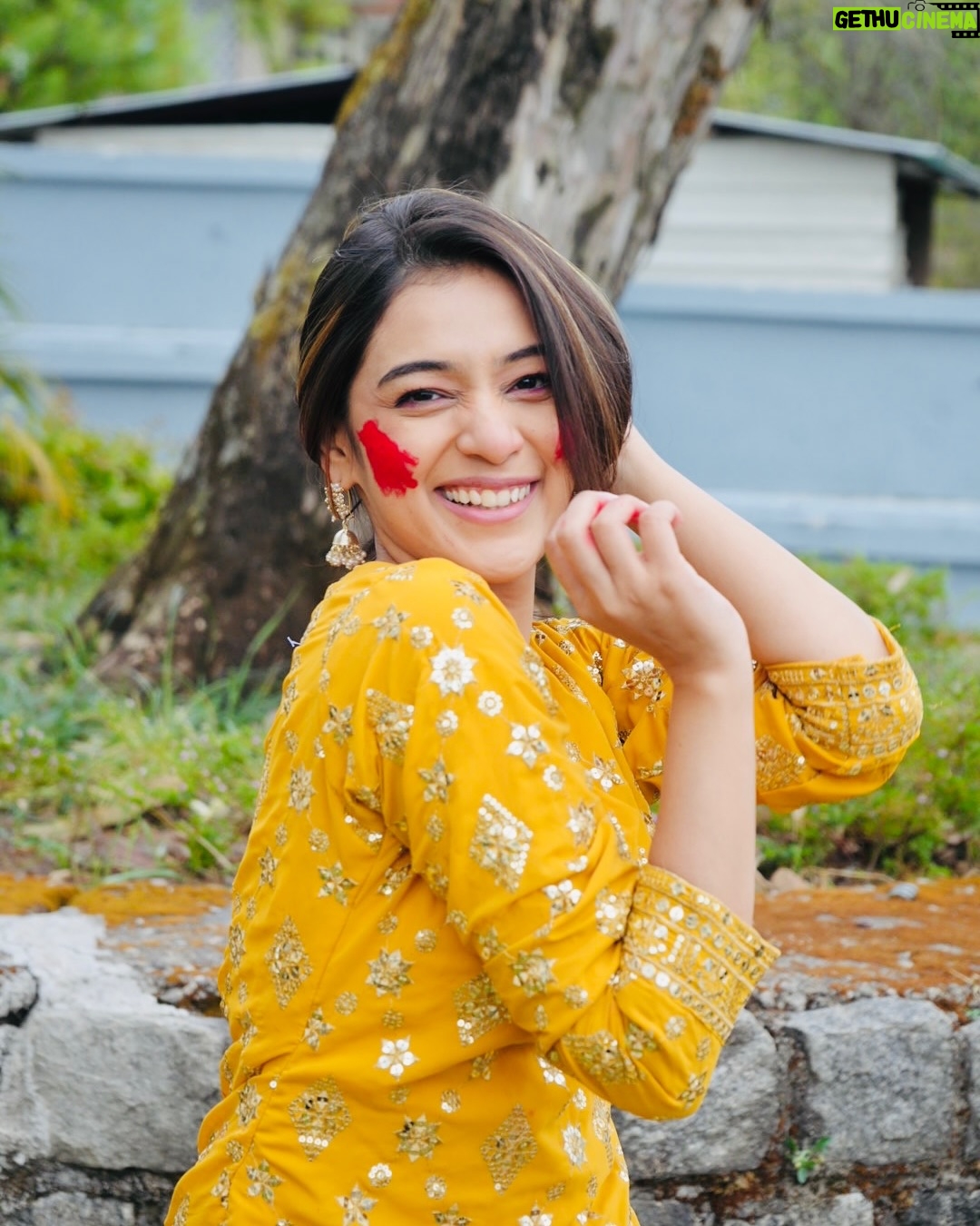 Rj Mahvash - 869.6K Likes - Har din rang badalne walo ko bhi HAPPY HOLIIIII🤌🏻😂♥️