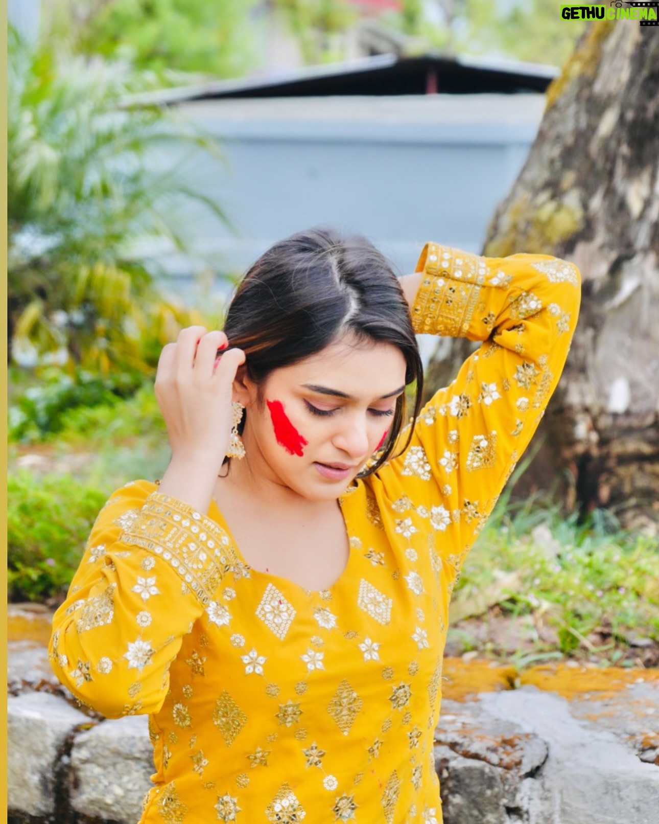 Rj Mahvash - 869.6K Likes - Har din rang badalne walo ko bhi HAPPY HOLIIIII🤌🏻😂♥️