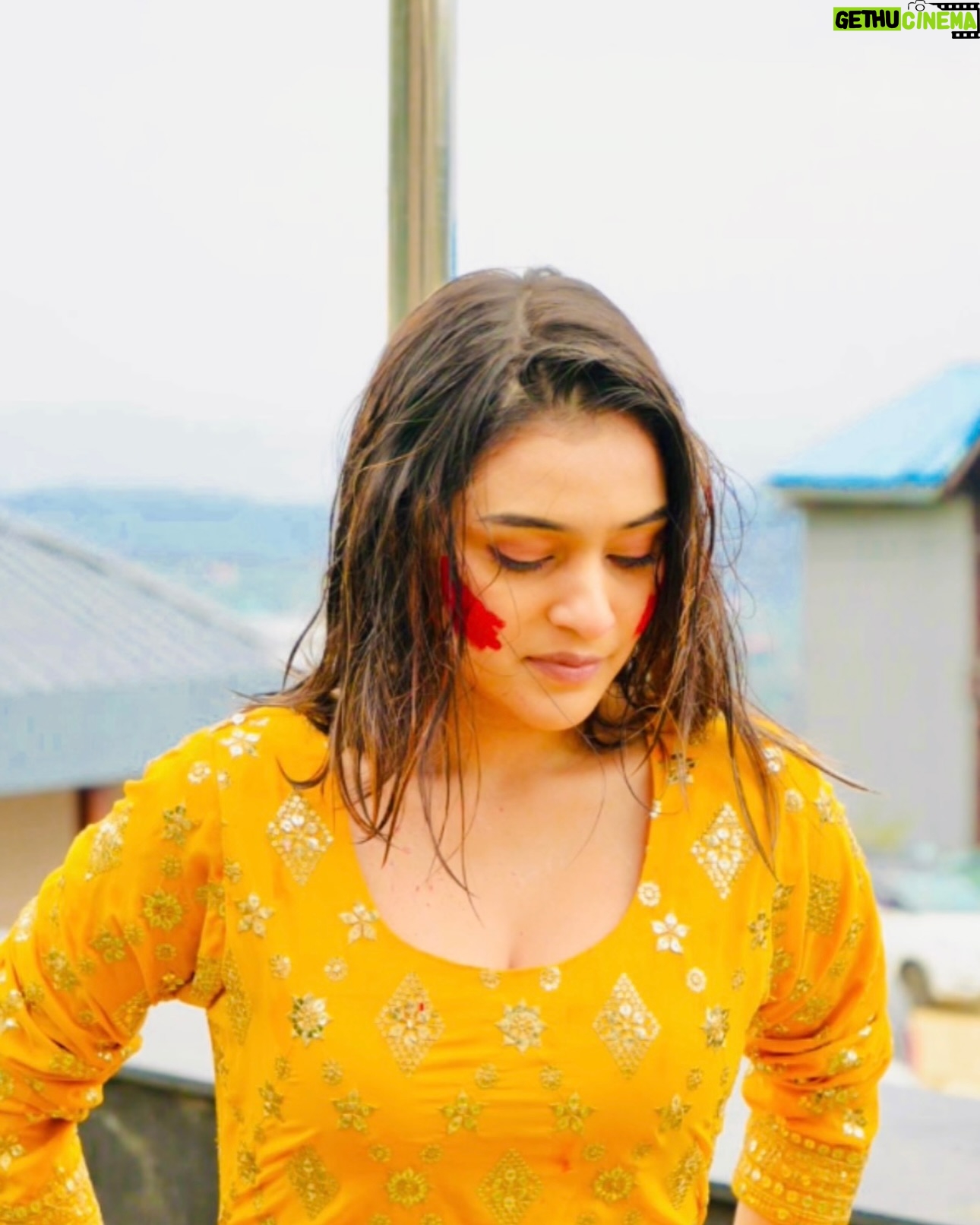 Rj Mahvash - 869.6K Likes - Har din rang badalne walo ko bhi HAPPY HOLIIIII🤌🏻😂♥️