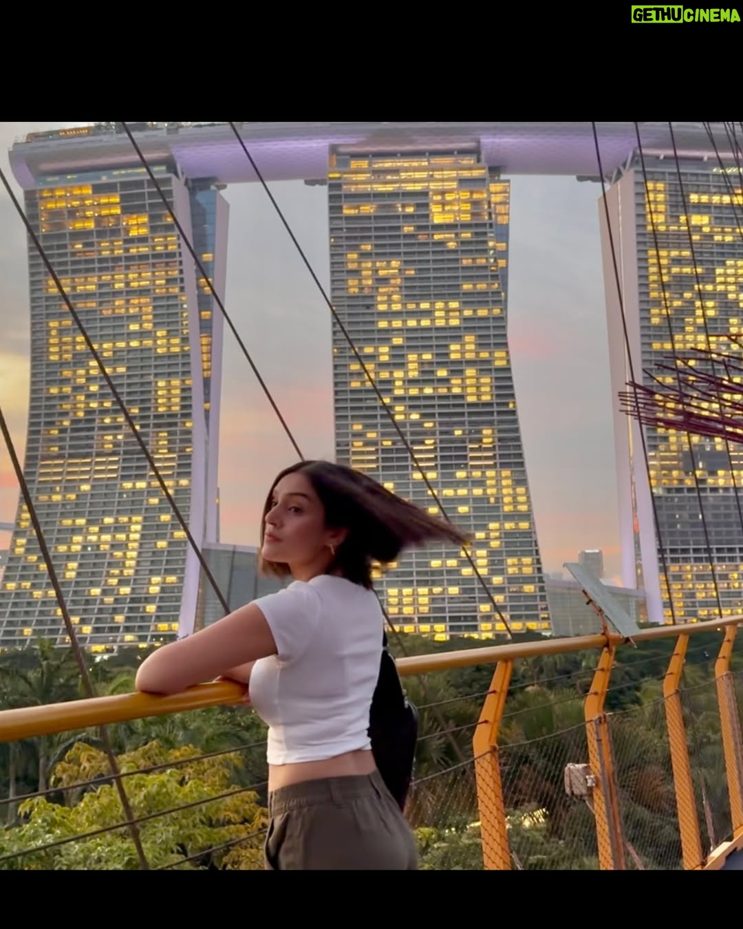 Rj Mahvash - 475.2K Likes - Live a little darling!