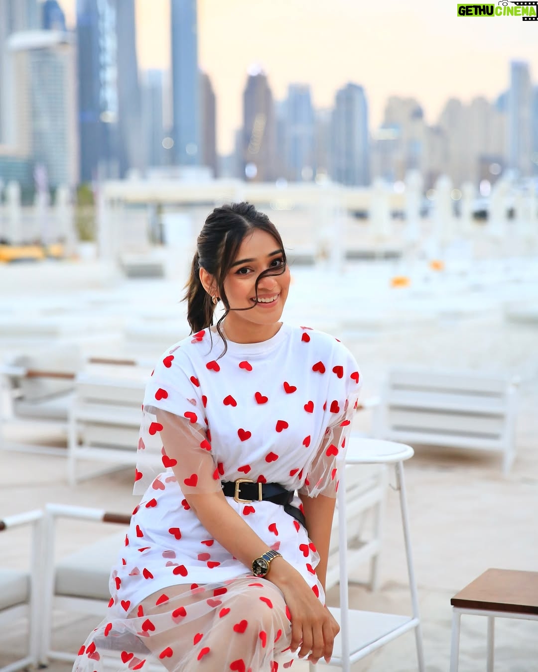 Rj Mahvash - 777.1K Likes -