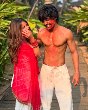 Roshni Walia Instagram - Rang barse, and so did the laughter! 🤣 Happy holi surprise coming soon 🤫