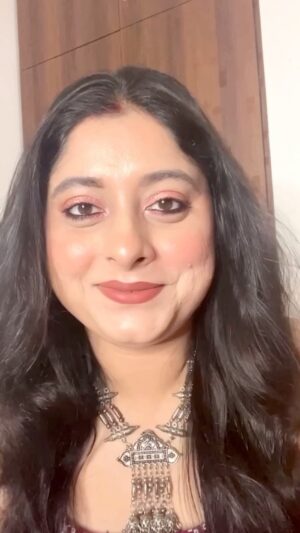 Rudrita Chatterjee Instagram - 5 Best Eyeshadow Palette under ₹230
#reels #reelsinstagram #reelsvideo #reelitfeelit #reelsindia #reelsviral #reelkarofeelkaro