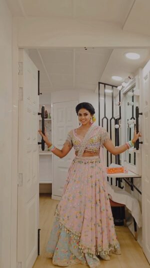 Rutuja Bagwe Instagram - bas yuhi 🫠 

#reelitfeelit