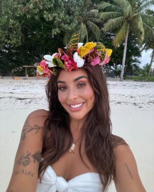 Rym Renom Instagram - Nous terminons cette première retraite avec énormément d’amour. Merci à toutes les femmes qui nous ont fait confiance pour cette première édition. Je suis tellement heureuse d’avoir accompli tout cela aux côtés de trois femmes incroyables. Merci pour votre confiance. ✨

Je remercie la vie de me permettre de faire ce que j’aime et d’apporter de la lumière aux femmes.
