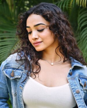 Saanve Megghana Instagram - Dress code : Effortless 😋

Clicked by @sharatsam_ 
Edited by @dinesh_abhi