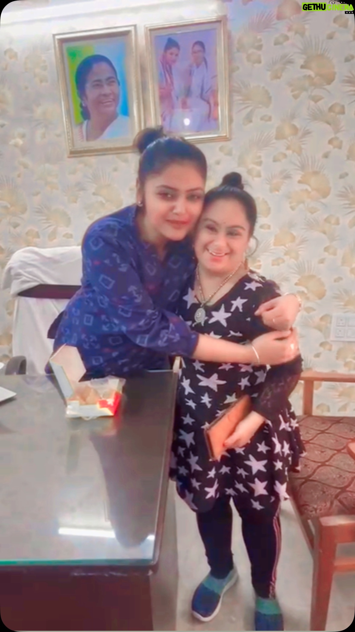 Saayoni Ghosh - 4.6K Likes - Twas a special day since Rini came to meet me at #JadavpurMPoffice! Battling 75% Down syndrome, she is champion in life and continues to inspire us to do better and be better! God bless ❤️💫🙏🏻