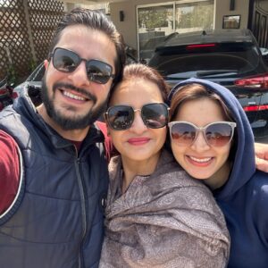 Saba Faisal Instagram - میرے گھر اور میرے پیارے خاندان میں برکت اور رونق میں اضافہ 

کرنے اور گھر کو مثبت رویئے سے جنت بنانے اور ہمارے دلوں میں اپنی 

محبت پانے کے لیے شکریہ ♥️میرے ارسلان کو عزت اور ہم سب کو 

حذیفہ جیسا تحفہ دینے کے لیے شکریہ🌹2024 اس ایک سال میں اتنا 

سب کچھ دینے کے لیے محبت بھرا شکریہ ممّی  کی  جان♥️♥️♥️

میرے ارسلان کے ساتھ سینکڑوں سال ایسے محبت اور احساس کے 

ساتھ گزریں یہی میرے دُعا ہے آپ دونوں کے لیے ♥️♥️♥️

Happiest 1st Wadding Anniversary to both of you 💕💓😘😍