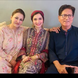 Saba Faisal Instagram - میرے گھر اور میرے پیارے خاندان میں برکت اور رونق میں اضافہ 

کرنے اور گھر کو مثبت رویئے سے جنت بنانے اور ہمارے دلوں میں اپنی 

محبت پانے کے لیے شکریہ ♥️میرے ارسلان کو عزت اور ہم سب کو 

حذیفہ جیسا تحفہ دینے کے لیے شکریہ🌹2024 اس ایک سال میں اتنا 

سب کچھ دینے کے لیے محبت بھرا شکریہ ممّی  کی  جان♥️♥️♥️

میرے ارسلان کے ساتھ سینکڑوں سال ایسے محبت اور احساس کے 

ساتھ گزریں یہی میرے دُعا ہے آپ دونوں کے لیے ♥️♥️♥️

Happiest 1st Wadding Anniversary to both of you 💕💓😘😍