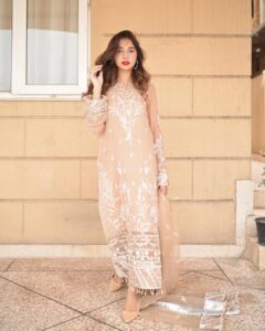Actress Sabeena Farooq HD Photos and Wallpapers March 2025