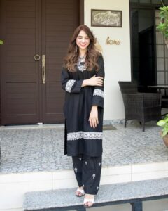 Actress Sabeena Farooq HD Photos and Wallpapers August 2023