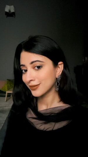 Sabeena Syed Instagram - Vibe these days 🖤