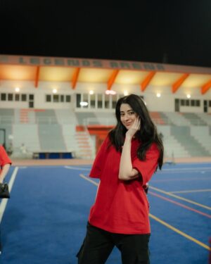 Sabeena Syed Instagram - Team groom won - whatever 🙄- team bride was still 🔥🤪
Swipe to see @thekubism watch me dig an outside ball ☠️

• • •
📸: @takesbytwo