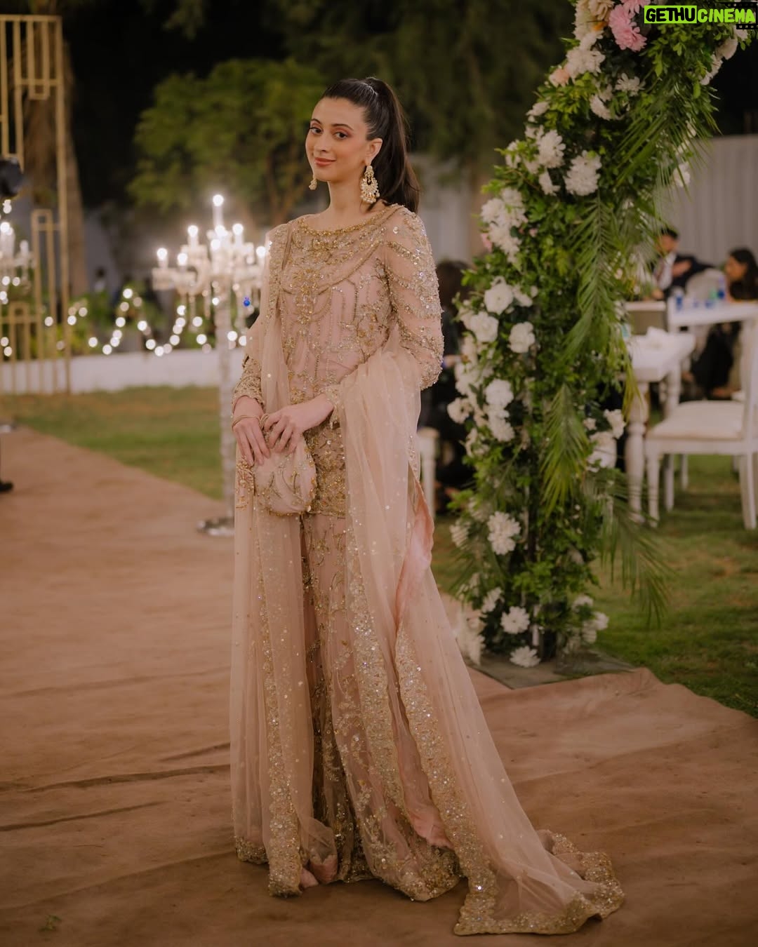 Sabeena Syed - 8.7K Likes - Obsessed tbh 😍🫶🏼
• • • • •
👗: @kanwalmalik.official
📸: @takesbytwo
💄: @mimi_does_makeup_