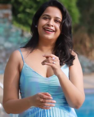 Sadhika Venugopal Instagram - 🩷🩵🩷💙💛🤎🧡🩶🤍💚❤️
🎥 @baljithm 
Celebrity management @vishnukmenon22 @arunkrishnarakesh 
Location KH Club kodencheri calicut 

NB : 🚨🚨🚨DO NOT REPOST ON YOUR FEED, YOU TUBE OR FACEBOOK WITHOUT MY PERMISSION.
However sharing in your story is appreciated 👍