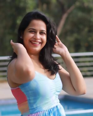 Sadhika Venugopal Instagram - 🩷🩵🩷💙💛🤎🧡🩶🤍💚❤️
🎥 @baljithm 
Celebrity management @vishnukmenon22 @arunkrishnarakesh 
Location KH Club kodencheri calicut 

NB : 🚨🚨🚨DO NOT REPOST ON YOUR FEED, YOU TUBE OR FACEBOOK WITHOUT MY PERMISSION.
However sharing in your story is appreciated 👍