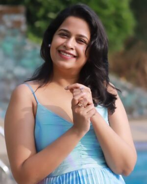 Sadhika Venugopal Instagram - 🩷🩵🩷💙💛🤎🧡🩶🤍💚❤️
🎥 @baljithm 
Celebrity management @vishnukmenon22 @arunkrishnarakesh 
Location KH Club kodencheri calicut 

NB : 🚨🚨🚨DO NOT REPOST ON YOUR FEED, YOU TUBE OR FACEBOOK WITHOUT MY PERMISSION.
However sharing in your story is appreciated 👍